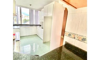 12 De Octubre, Departamento en Renta, 213m2, 4 Habitaciones