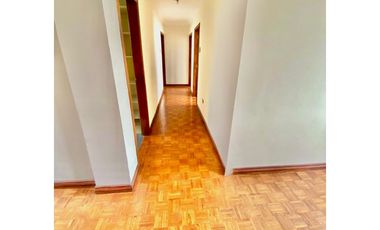 12 De Octubre, Departamento en Renta, 213m2, 4 Habitaciones