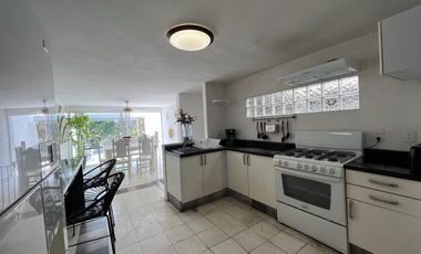 Casa en renta amueblada con terraza privada y alberca en Cuernavaca