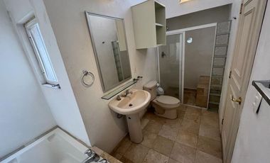 Casa en renta amueblada con terraza privada y alberca en Cuernavaca