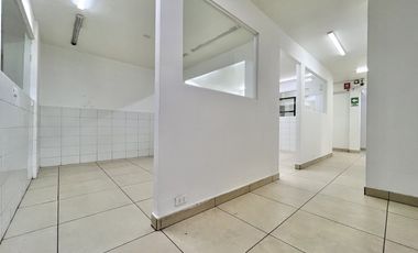 Oficina Excelente Ubicación Metro Y Conectividad En La Reina