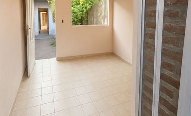 VENTA TRIPLEX A RECICLAR CON QUINCHO – MAR DE AJO