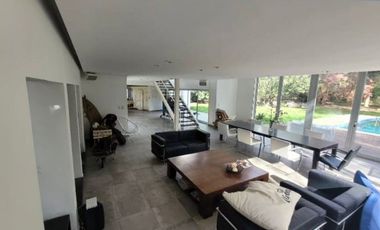 ALQUILER MODERNA CASA C/ PILETA LOMA VERDE