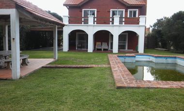 ALQUILER CASA 5 AMBIENTES EN B. SAN AGUSTIN-TIGRE