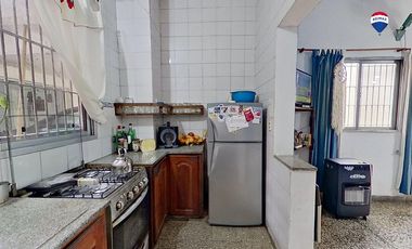 Venta casa 4 amb más depto jardín chingolo Lanús