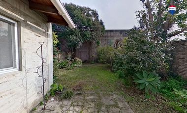 Venta casa 4 amb más depto jardín chingolo Lanús