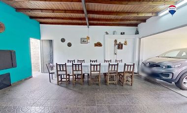 Venta casa 4 amb más depto jardín chingolo Lanús