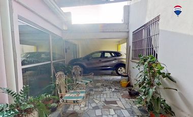Venta casa 4 amb más depto jardín chingolo Lanús