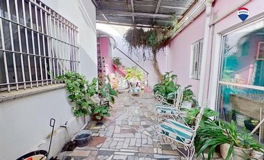 Venta casa 4 amb más depto jardín chingolo Lanús