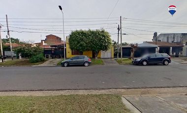 Venta casa 4 amb más depto jardín chingolo Lanús