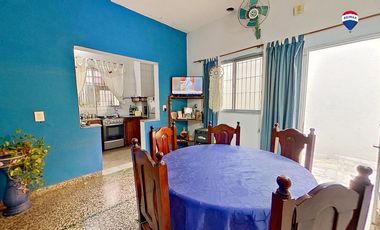 Venta casa 4 amb más depto jardín chingolo Lanús