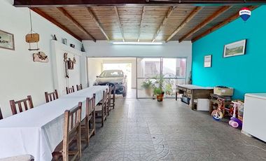 Venta casa 4 amb más depto jardín chingolo Lanús