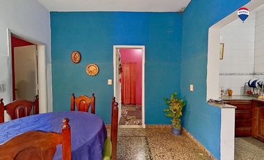 Venta casa 4 amb más depto jardín chingolo Lanús
