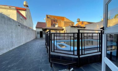 VENTA CASA 4 AMB VARELA- COCHERA Y PATIO