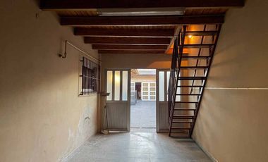 VENTA CASA 4 AMB VARELA- COCHERA Y PATIO