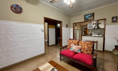 VENTA CASA 4 AMB VARELA- COCHERA Y PATIO