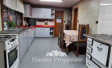 Casa en Venta en Avenida Cuarta Terraza, a un costado de la Estación de Trenes