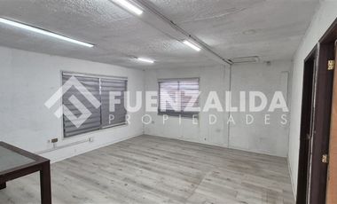 Local Comercial en Arriendo en Metro Lo Ovalle
