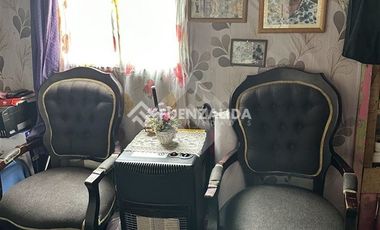Casa en Venta en Av. Teniente Cruz con Av. Laguna Sur