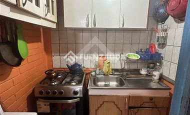 Casa en Venta en Av. Teniente Cruz con Av. Laguna Sur