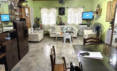 House and Lot in Guadalupe Makati For Sale!