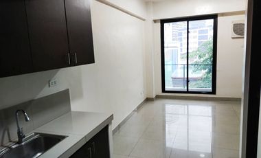 Brand New Studio Apartment For Rent in the main road of Mandaluyong City