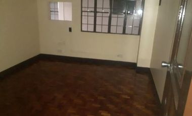 East Grace Park 3-Bedroom Apartment in 5-Storey Residential for Rent, Caloocan