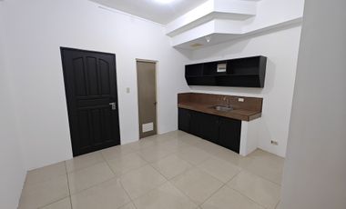 Two Bedroom Apartment For Rent near Metropoint Station Pasay
