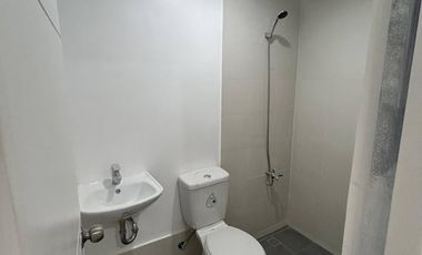 MODERN AND SPACIOUS SINGLE ATTACHED HOUSE AND LOT WITH OVERLOOKING VIEW FOR SALE  IN ANTIPOLO CITY