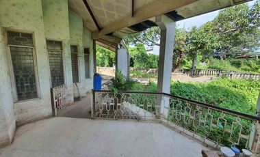 Residential Lot with old house for sale at Noveleta Cavite near main hiway