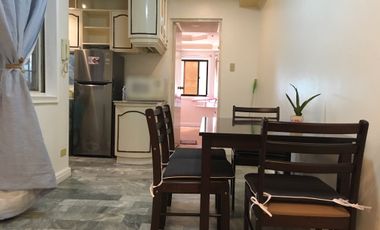 Furnished 1BR Condo near Legazpi Village Park