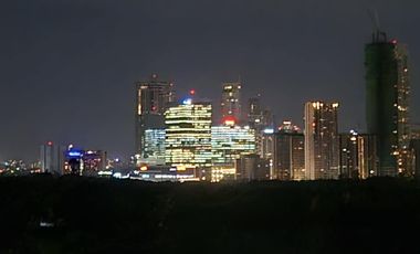FOR SALE. 8 FORBESTOWN, Bonifacio Global City, 2 Bedrooms, overlooking golf park