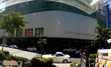 FOR SALE. 8 FORBESTOWN, Bonifacio Global City, 2 Bedrooms, overlooking golf park