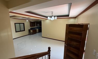Newly Build House and Lot in Valencia