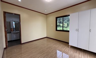 Newly Build House and Lot in Valencia
