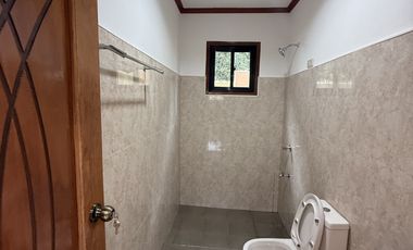 Newly Build House and Lot in Valencia