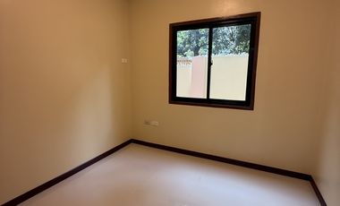 Newly Build House and Lot in Valencia