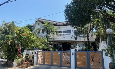 Ayala Alabang Village -Magnificent 5BR House for Sale -NET PHP 300 MILLION