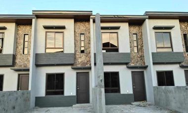 Near SM & Robinsons. 2 Bedroom Townhouse for Sale in Dasmarinas Cavite.