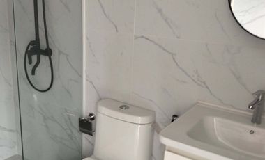 2 Bedrroms 1 Toilet and Bath For Sale In Laspinas
