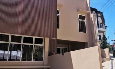 Baguio-3 Storey Home Modern and Classic Concept 4 BRMS RFO and with view
