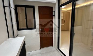Brandnew Duplex in Better Living Parañaque