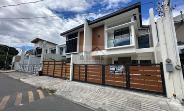 Brandnew Duplex in Better Living Parañaque