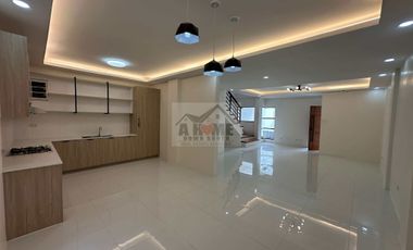 Brandnew Duplex in Better Living Parañaque