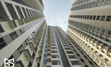 2 Bedroom Condo Unit Fully Furnished for Lease at The Vantage by Rockwell