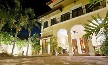 MEDITERRANEAN HOUSE IN ANGELES CITY NEAR CLARK
