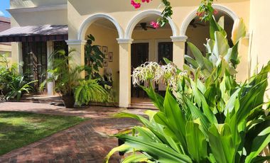 MEDITERRANEAN HOUSE IN ANGELES CITY NEAR CLARK