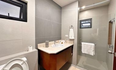 FULLY FURNISHED HOUSE AND LOT FOR SALE IN BF RESORT VILLAGE LAS PINAS CITY