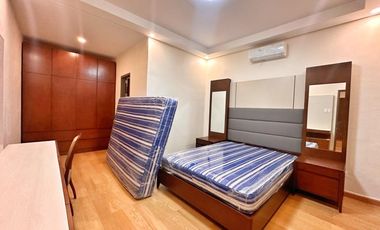 FULLY FURNISHED HOUSE AND LOT FOR SALE IN BF RESORT VILLAGE LAS PINAS CITY