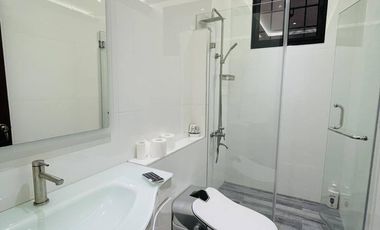 MODERN HOUSE IN ANGELES CITY NEAR CLARK